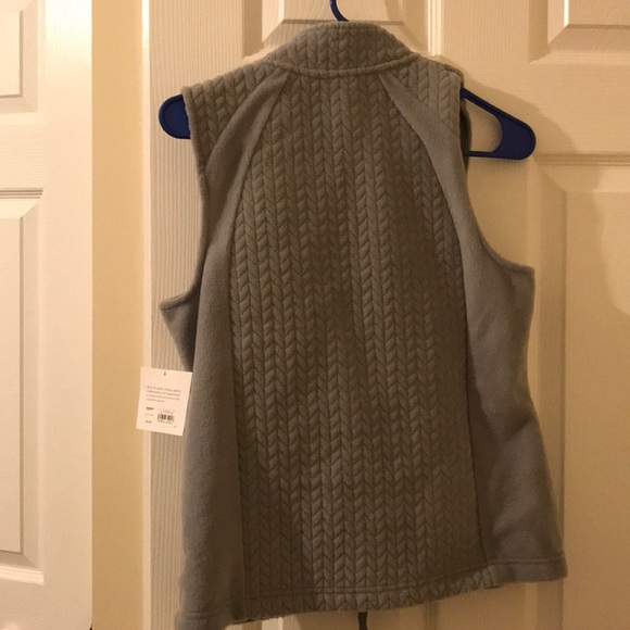 Fleece Patterned Vest - Picture 3 of 5